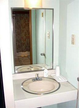 New Yutaka Hotel 3*