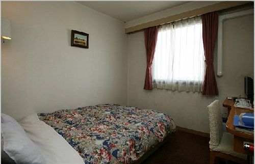 Hotel New Yutaka 3*