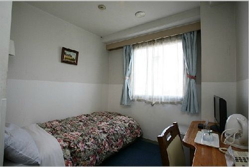 New Yutaka Hotel Izumisano